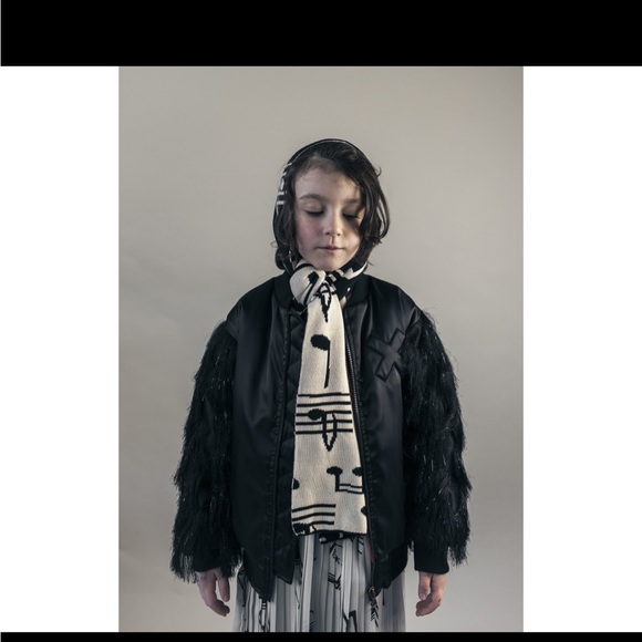 Beau Loves Musical 🎵 Print Scarf - Picture 2 of 7